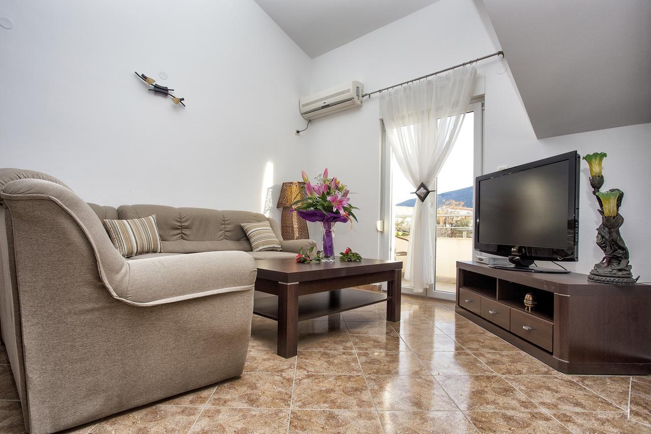 Apartment Sun Village Goran 赫尔采格诺维 外观 照片