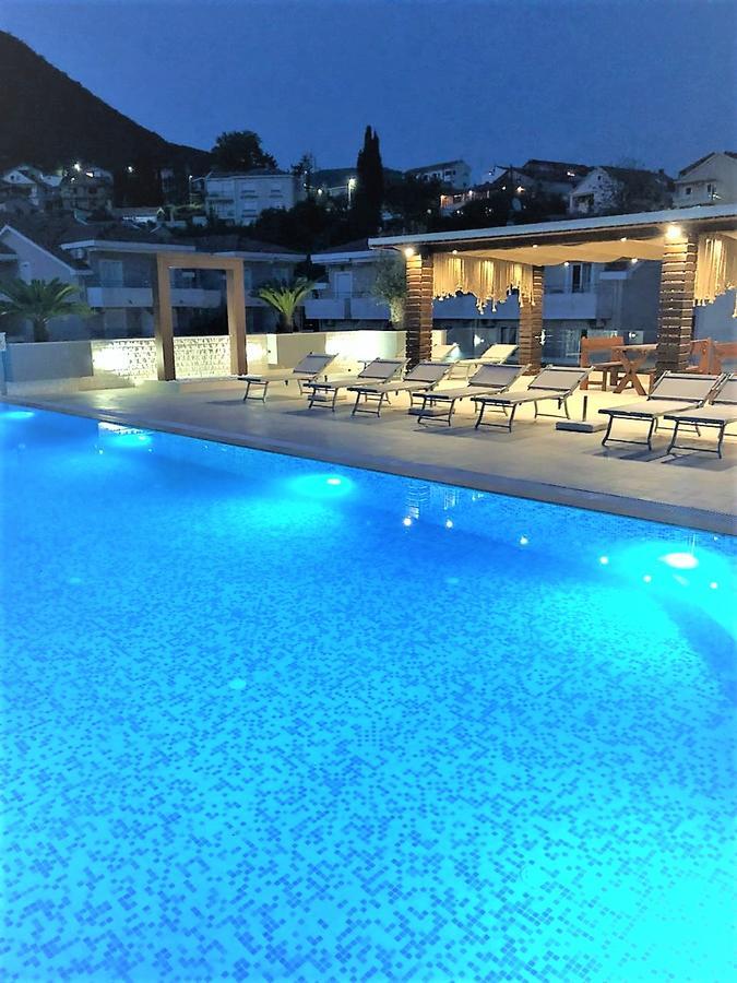 Apartment Sun Village Goran 赫尔采格诺维 外观 照片